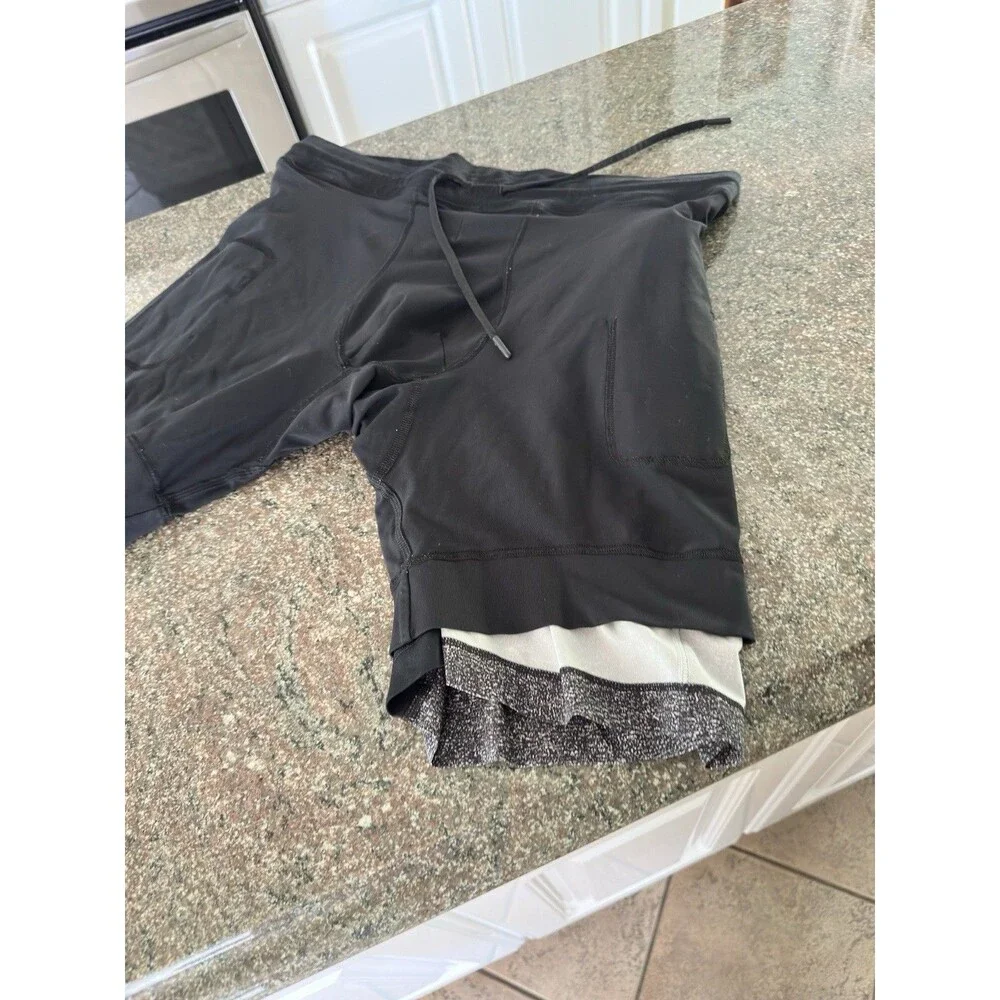 Lululemon T H.E Short Liner  7” Carbon mist alpine white graphite gray‎ XL